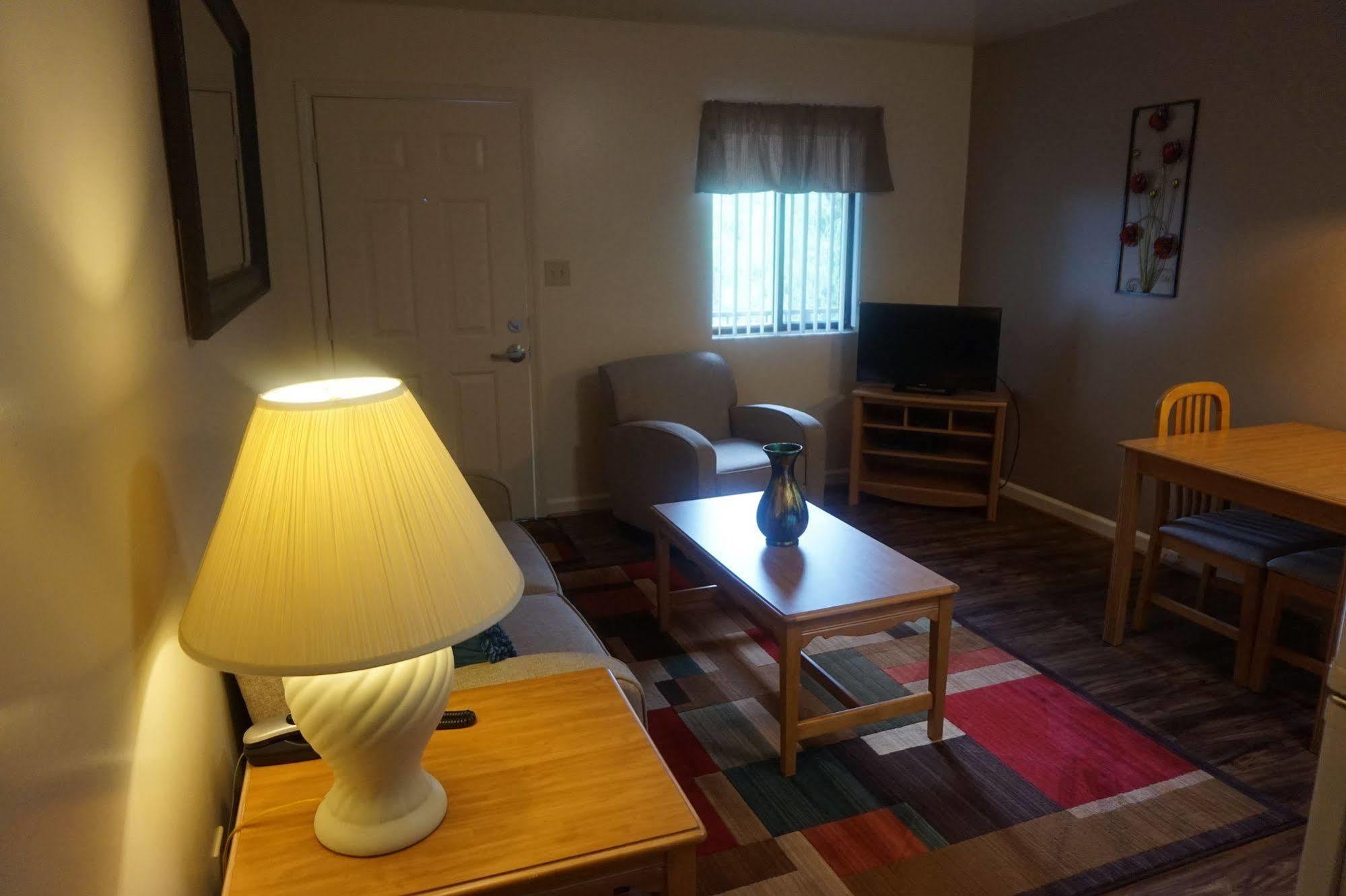 Affordable Suites แคนนาโปลิส ภายนอก รูปภาพ