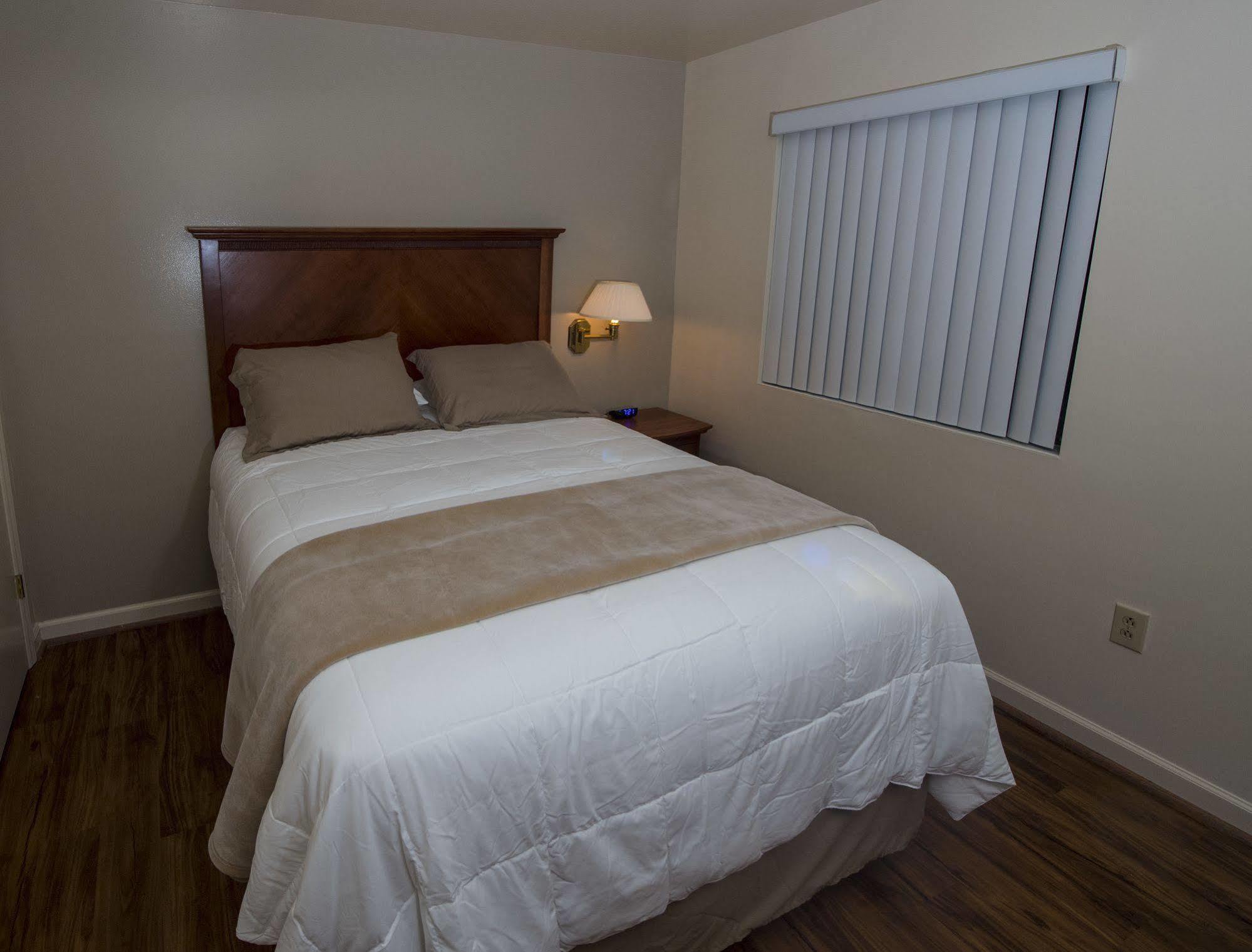 Affordable Suites แคนนาโปลิส ภายนอก รูปภาพ
